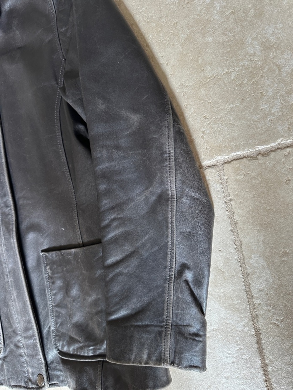 Liz Claiborne Classic Black Leather Jacket - Picture 9 of 16